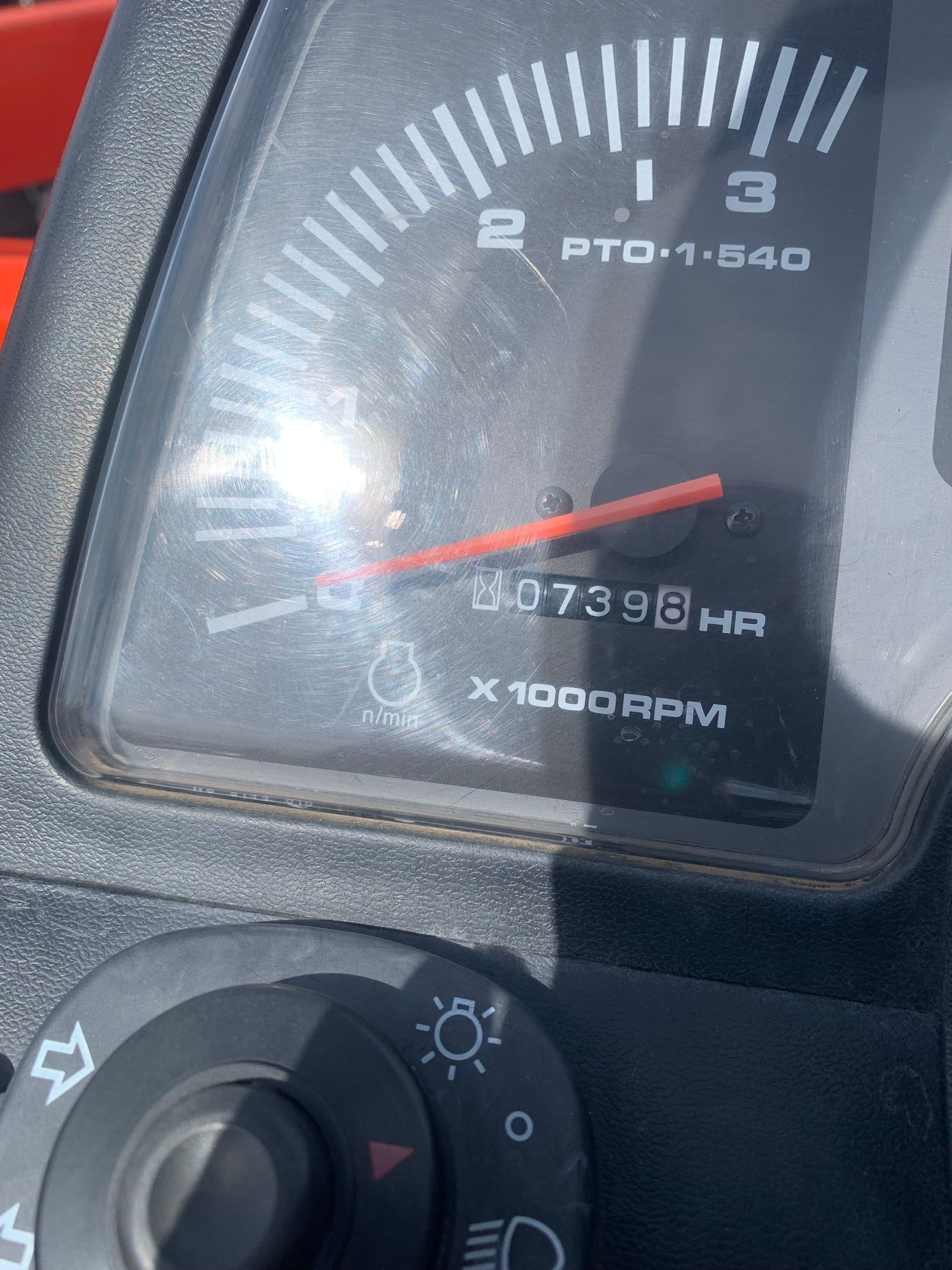 2003 Kubota B7800HSD Equipment Image0