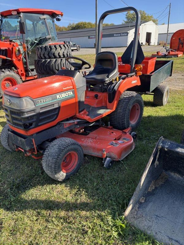 Image of Kubota BX2200D equipment image 2