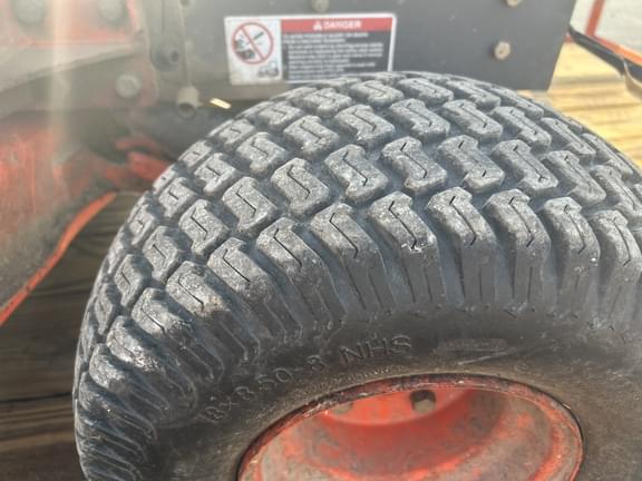 Image of Kubota BX2200D equipment image 2