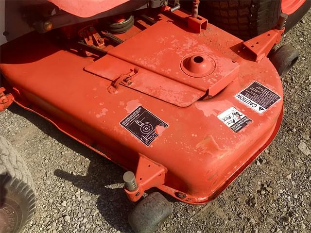 Image of Kubota BX2200 equipment image 2