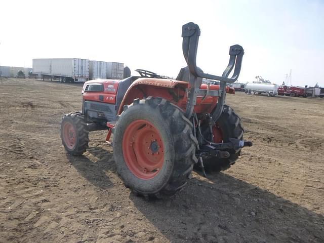 Image of Kubota L3130D equipment image 3