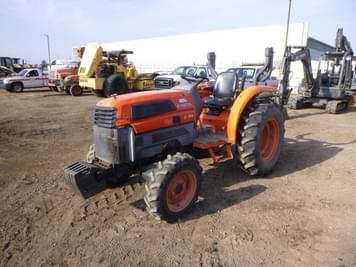Main image Kubota L3130D