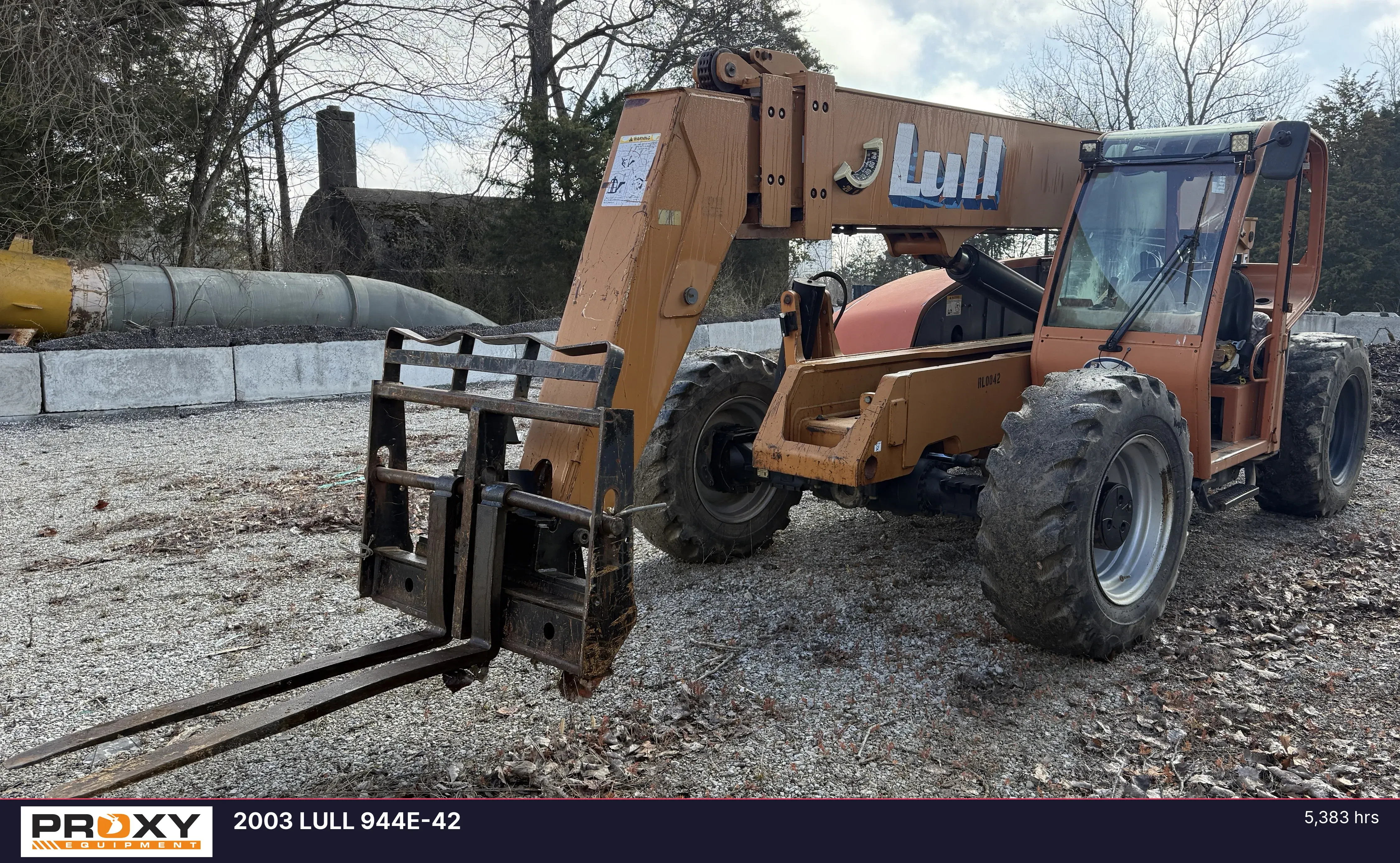 2003 Lull 944E-42 Equipment Image0