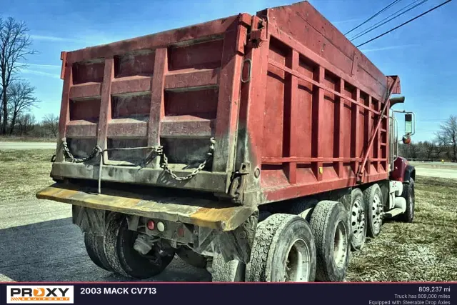 Image of Mack CV713 equipment image 1