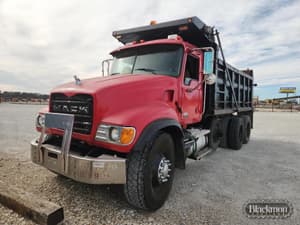 2003 Mack CV713 Image