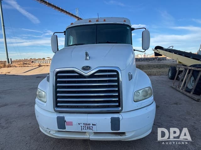 Image of Mack CX613 equipment image 2