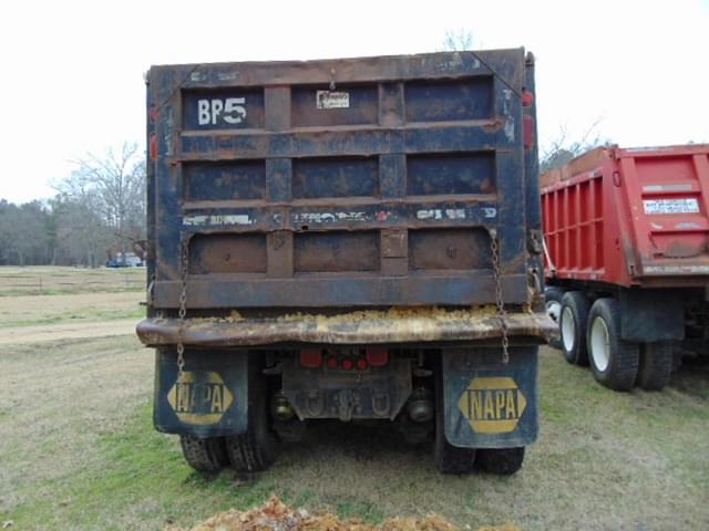 Image of Mack Granite equipment image 1