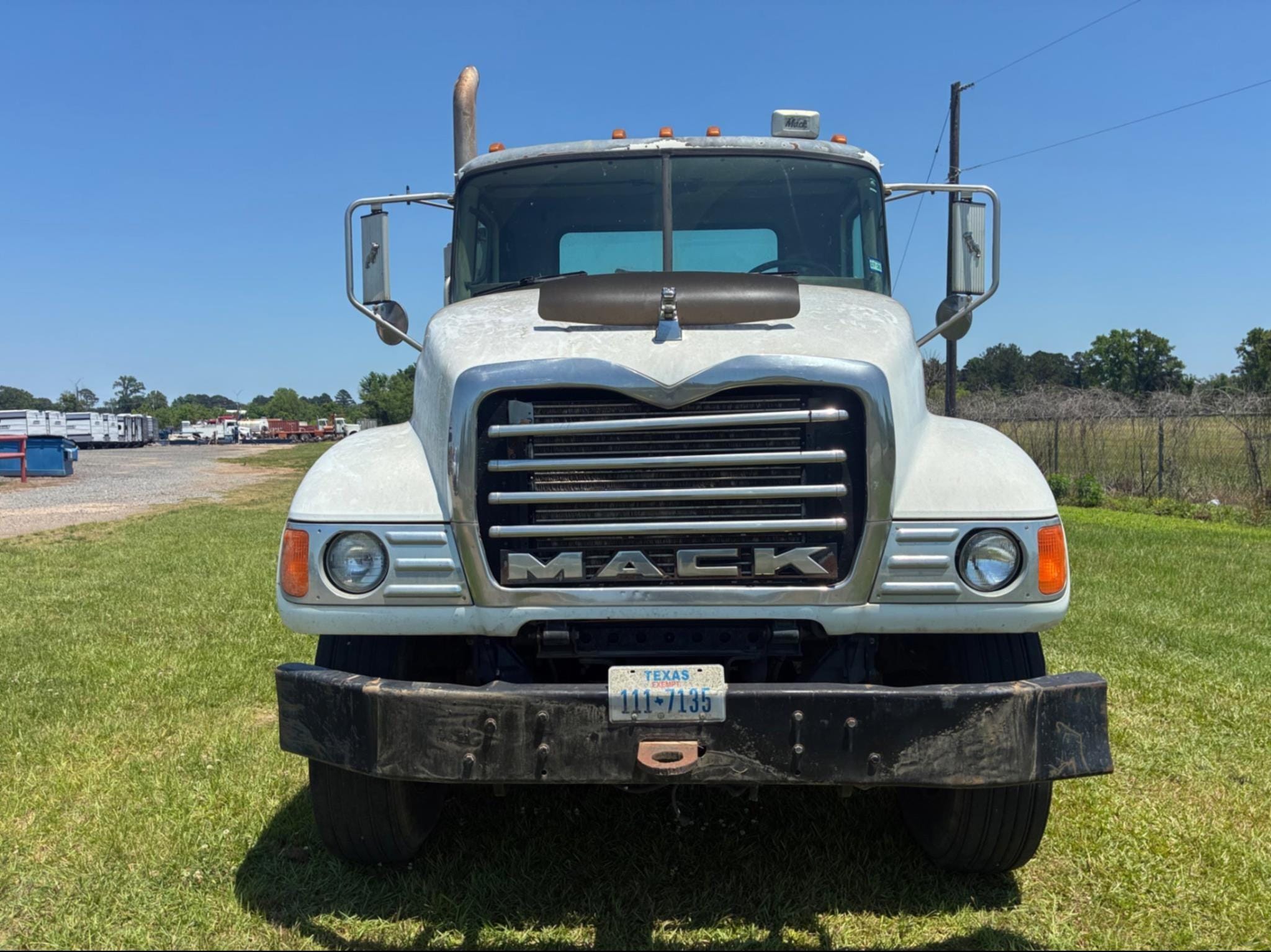 2003 Mack Granite GU713 Equipment Image0