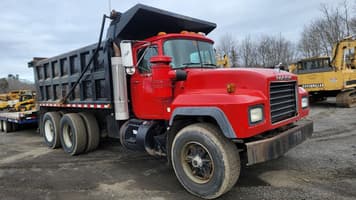 Main image Mack RD600