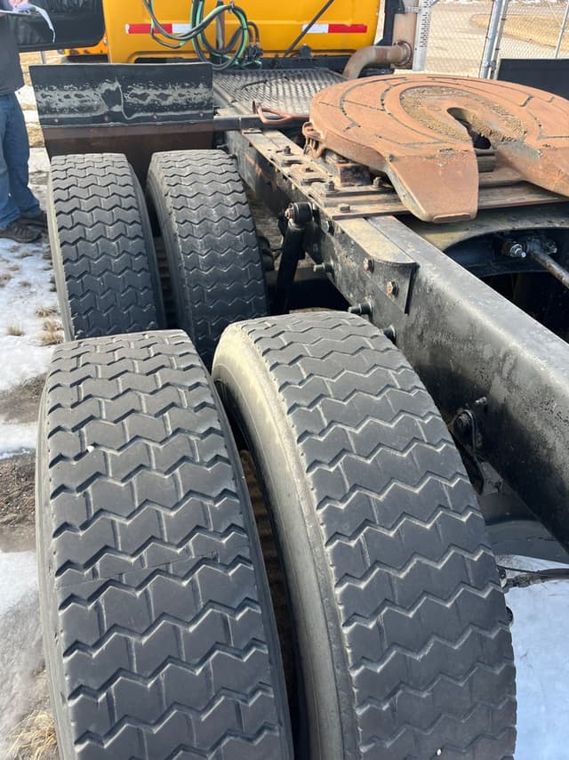 Image of Mack RD688S equipment image 1