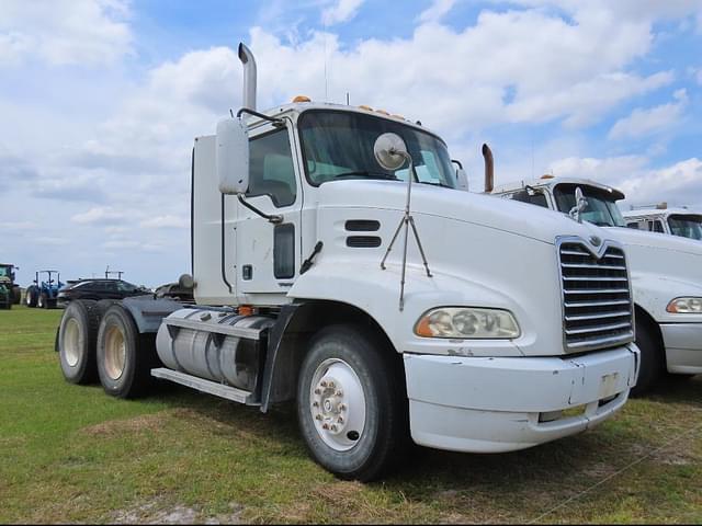 Image of Mack Vision CX613 equipment image 1