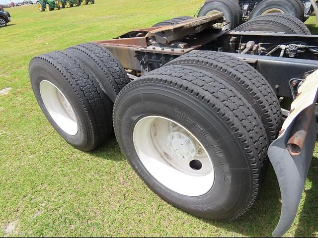 Image of Mack Vision CX613 equipment image 3