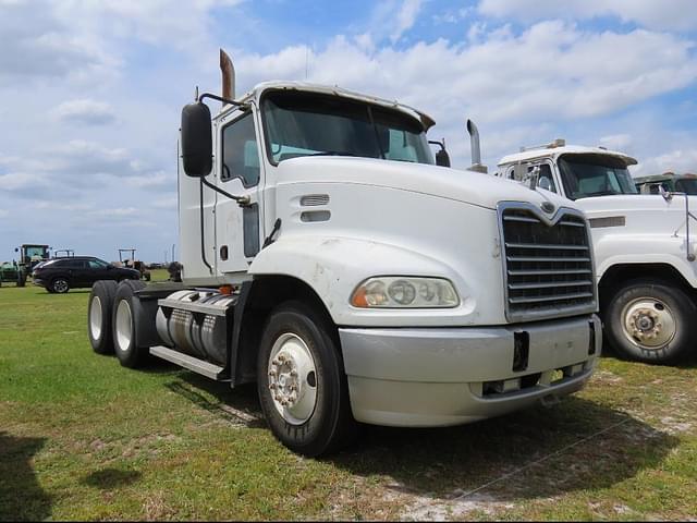 Image of Mack Vision CX613 equipment image 1