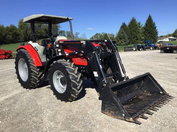 Image of Massey Ferguson 5455 equipment image 2
