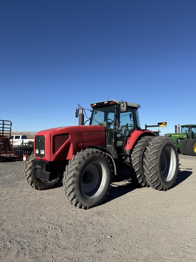 Image of Massey Ferguson 8245 equipment image 3