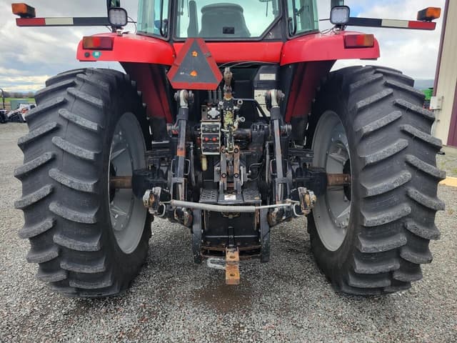Image of Massey Ferguson 8245 equipment image 4