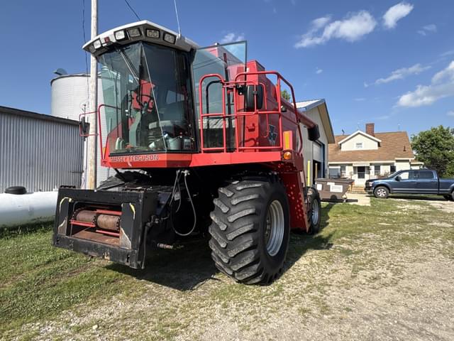 Image of Massey Ferguson 8780 equipment image 1