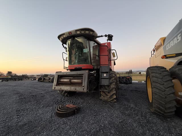 Image of Massey Ferguson 9790 equipment image 2