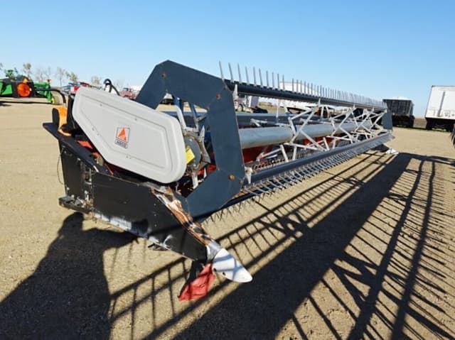 Image of AGCO 8000 equipment image 2