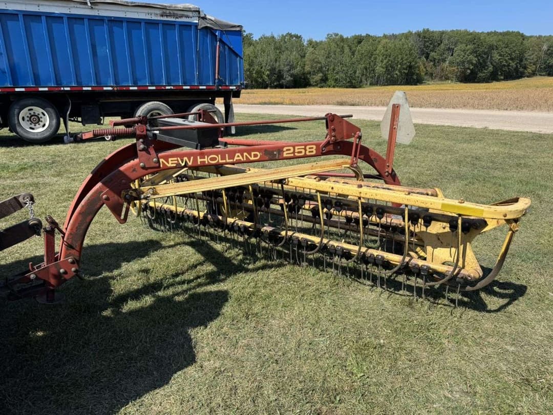 Image of New Holland 258 Primary image