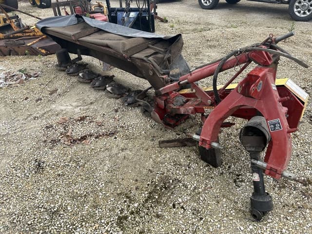 Image of New Holland 617 equipment image 1