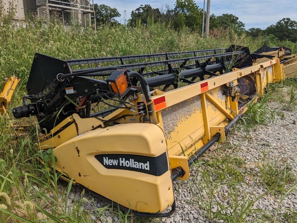 2003 New Holland 74C Equipment Image0