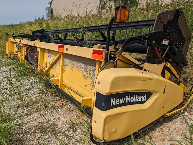 Image of New Holland 74C equipment image 4