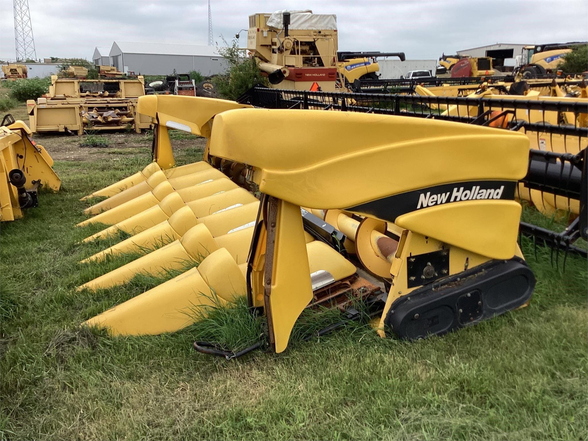 2003 New Holland 98C Equipment Image0