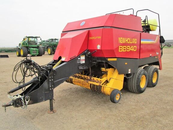 Main image New Holland BB940