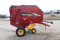 Thumbnail image New Holland BR740 Silage Special 4