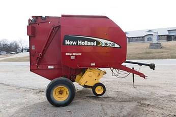 Main image New Holland BR740 Silage Special 4