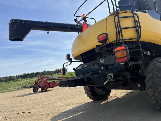 Image of New Holland CR940 equipment image 4