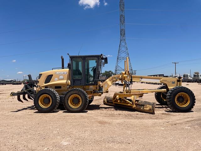 Image of New Holland G200 equipment image 3