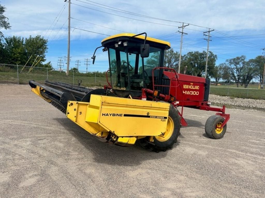 2003 New Holland HW300 Equipment Image0