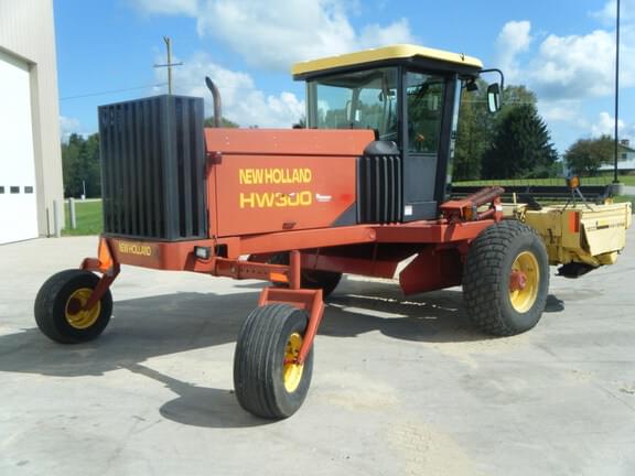 Image of New Holland HW300 equipment image 2