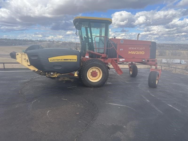 2003 New Holland HW320 Equipment Image0