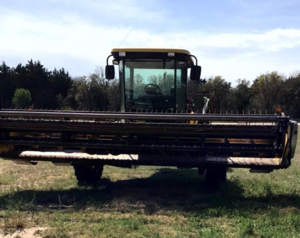 2003 New Holland HW320 Equipment Image0