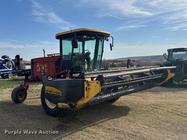 Image of New Holland HW320 equipment image 2