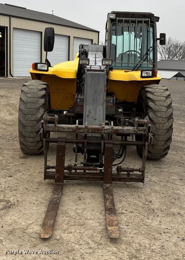 Image of New Holland LM430 equipment image 1