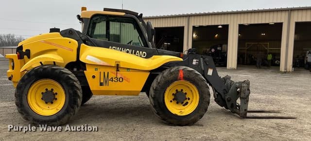 Image of New Holland LM430 equipment image 3