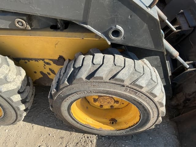 Image of New Holland LS140 equipment image 4