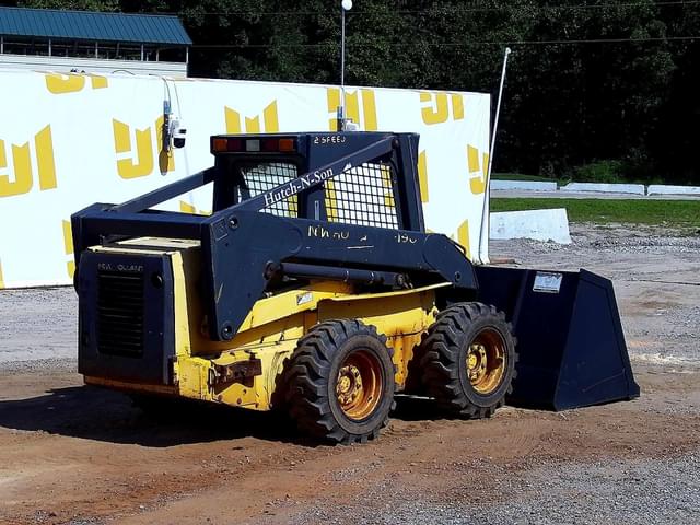 Image of New Holland LS190 equipment image 4
