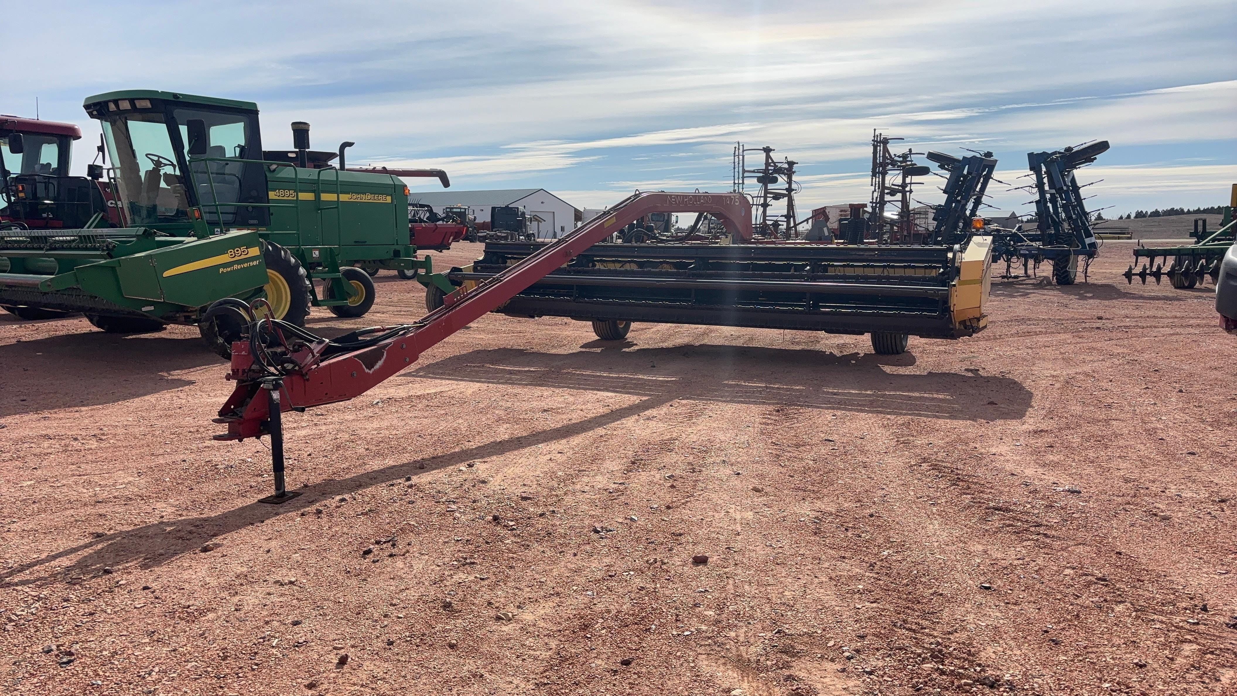 2003 New Holland 1475 Equipment Image0