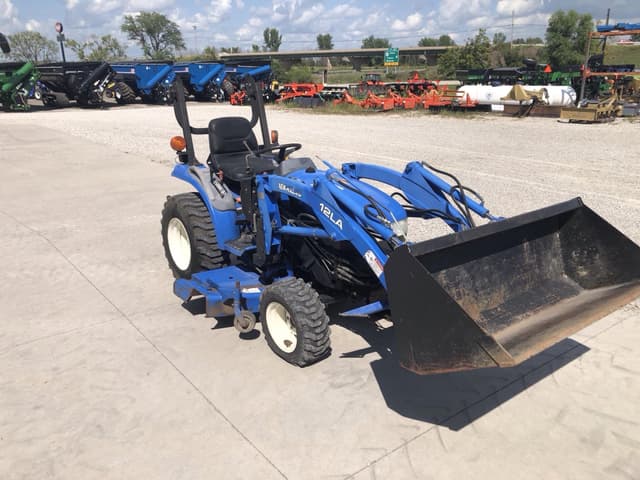 Image of New Holland TC24D equipment image 1