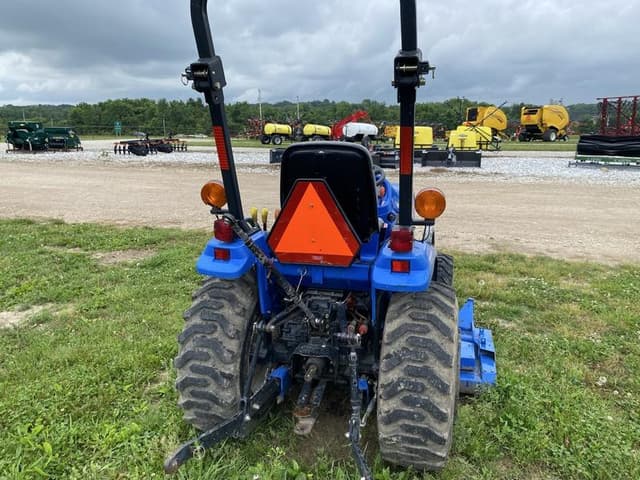 Image of New Holland TC24DA equipment image 3