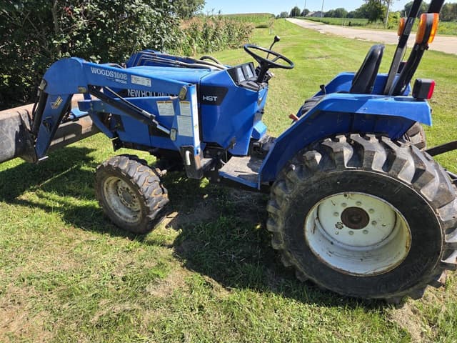 Image of New Holland TC30 equipment image 4