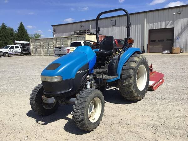 Image of New Holland TC35D equipment image 2