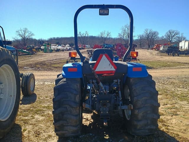 Image of New Holland TC35 equipment image 4