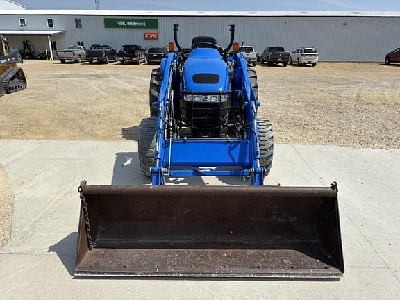 Image of New Holland TC45 equipment image 1