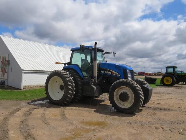 Image of New Holland TG255 equipment image 2